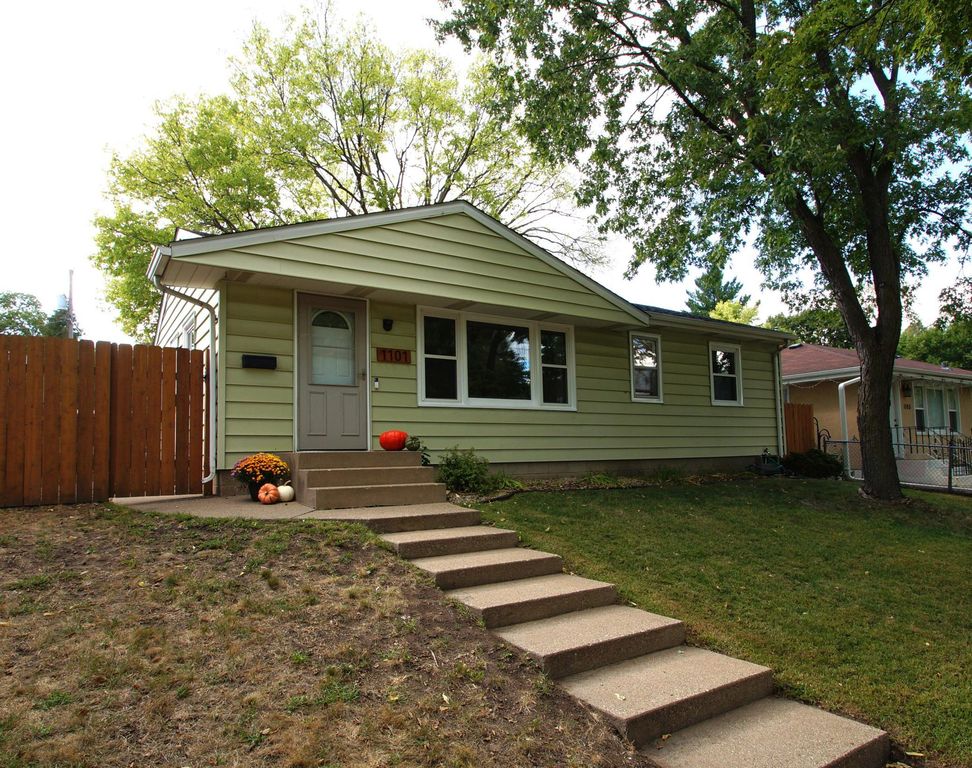 1101 Dale Street N, Saint Paul, MN 55117 — exterior