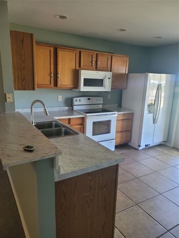 737 Luther Lane, Gun Barrel City, TX 75156
