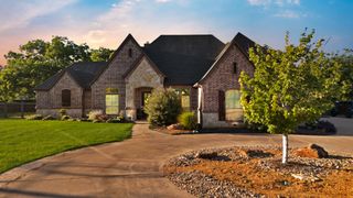 1501 Burleson Retta Road, Burleson, TX 76028