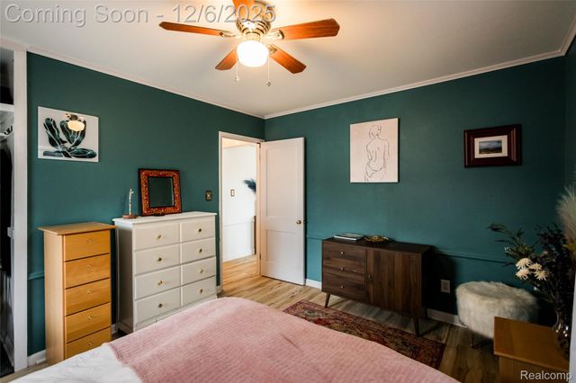 10401 Troy Street, Oak Park, MI 48237