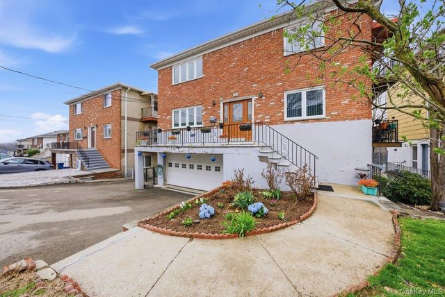 185 Bennett Avenue, Yonkers, NY 10701