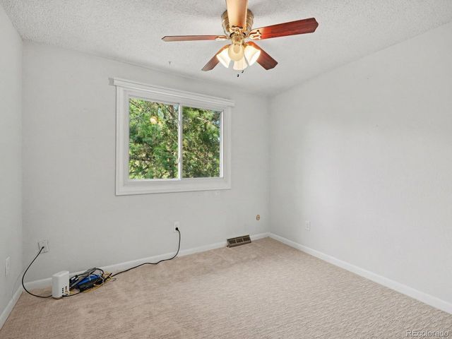 3030 S Macon Cir, Aurora, CO 80014