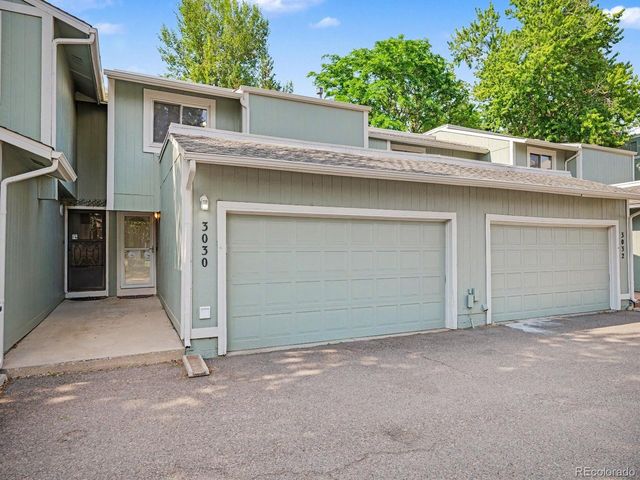 3030 S Macon Cir, Aurora, CO 80014