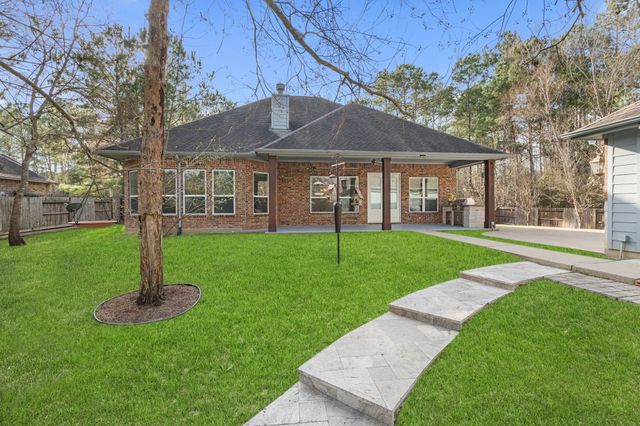 34 Brookefield Circle, Magnolia, TX 77355