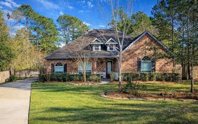 34 Brookefield Circle, Magnolia, TX 77355