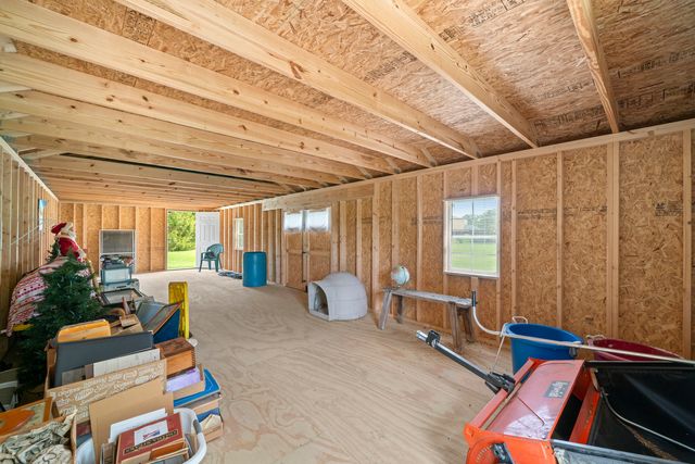 460 E Railroad Avenue, Leland, IL 60531