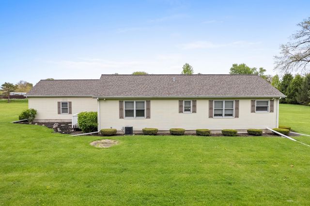 460 E Railroad Avenue, Leland, IL 60531