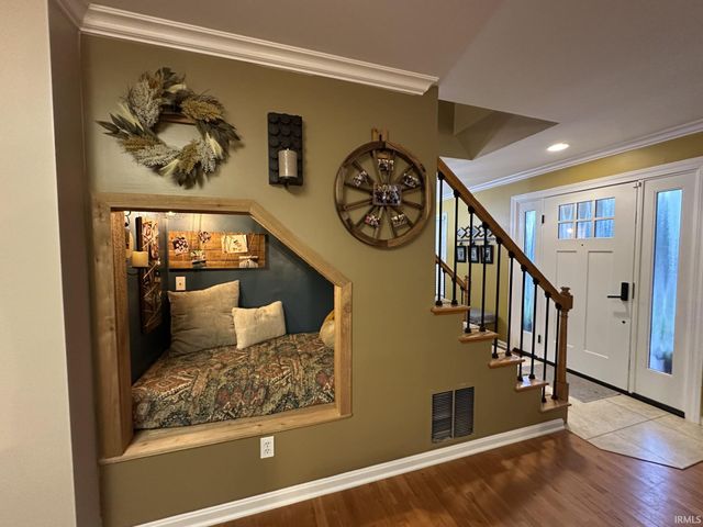 212 Alexandria Drive, Newburgh, IN 47630