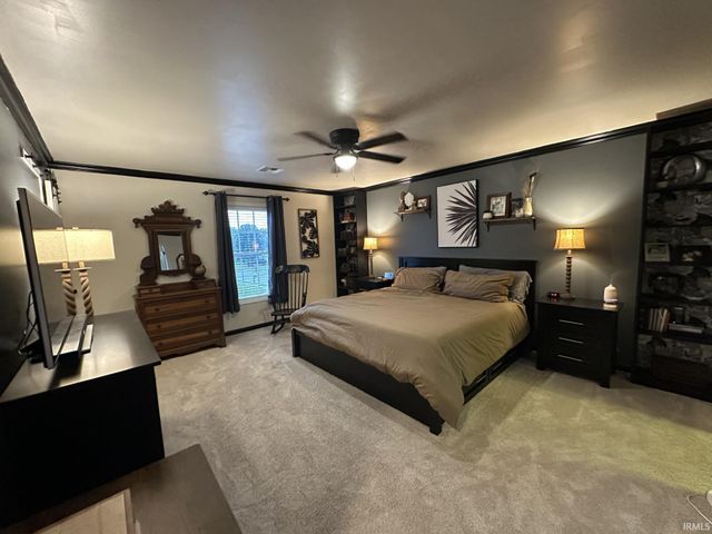 212 Alexandria Drive, Newburgh, IN 47630