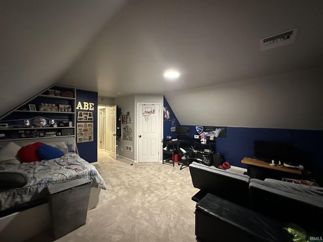 212 Alexandria Drive, Newburgh, IN 47630