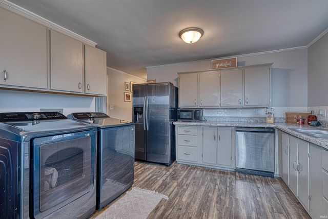 2120 Monroe Avenue, Evansville, IN 47714