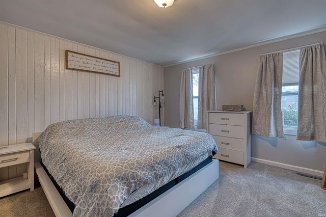 2120 Monroe Avenue, Evansville, IN 47714