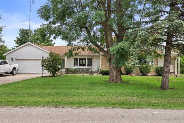 6335 Brever ROAD, Burlington, WI 53105