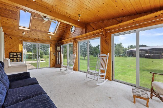 6335 Brever ROAD, Burlington, WI 53105