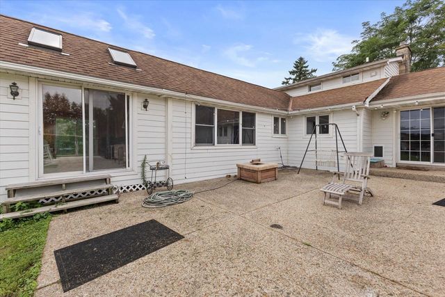 6335 Brever ROAD, Burlington, WI 53105