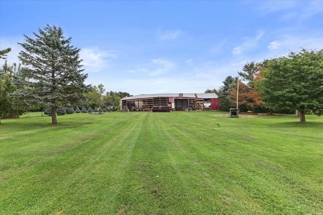 6335 Brever ROAD, Burlington, WI 53105