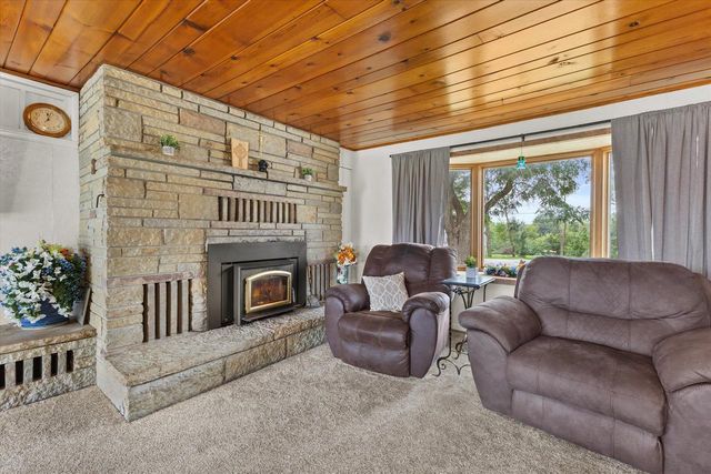 6335 Brever ROAD, Burlington, WI 53105