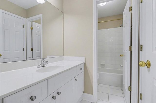 545 Stonebury Drive, Alpharetta, GA 30005