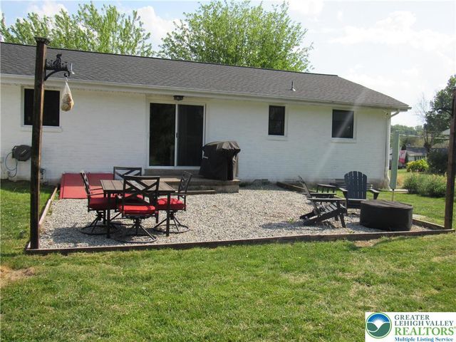 3289 Jacoby Road, Coopersburg Boro, PA 18036
