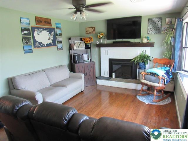 3289 Jacoby Road, Coopersburg Boro, PA 18036
