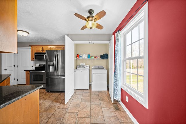 3339 Lylewood Rd, Woodlawn, TN 37191