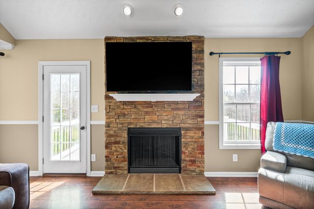 3339 Lylewood Rd, Woodlawn, TN 37191