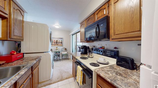 328 Champion Hills Road Unit 11A, Kuttawa, KY 42055