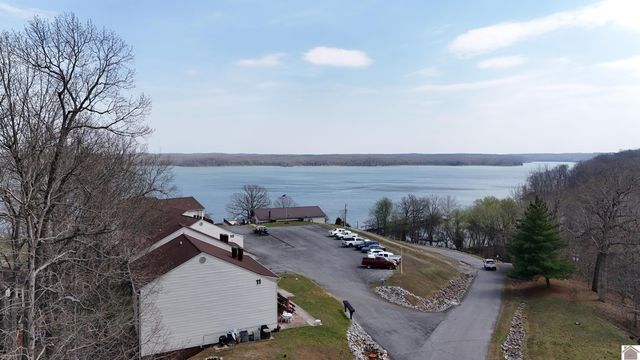 328 Champion Hills Road Unit 11A, Kuttawa, KY 42055