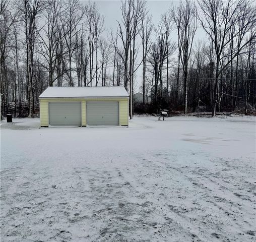 8208 Walnut Road, Wolcott, NY 14590