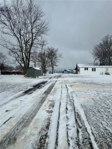 8208 Walnut Road, Wolcott, NY 14590