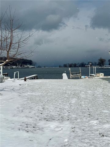 8208 Walnut Road, Wolcott, NY 14590