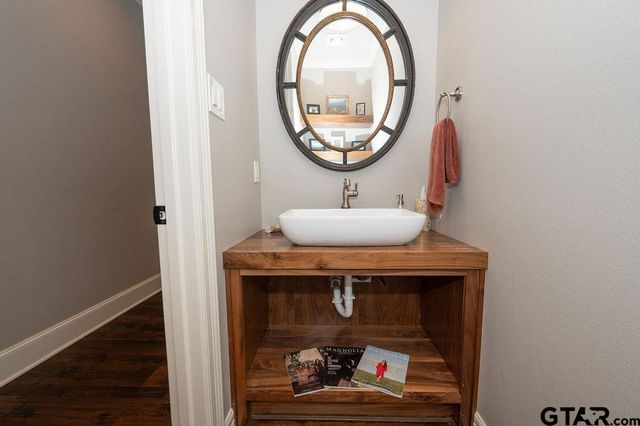 18866 Spanish Oak Court, Flint, TX 75762