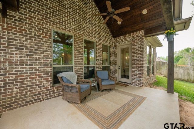 18866 Spanish Oak Court, Flint, TX 75762