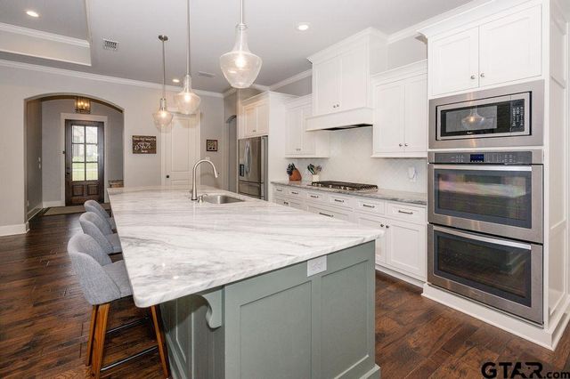 18866 Spanish Oak Court, Flint, TX 75762