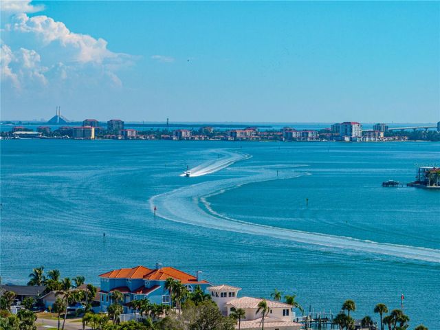 7125 S SHORE DRIVE S, South Pasadena, FL 33707