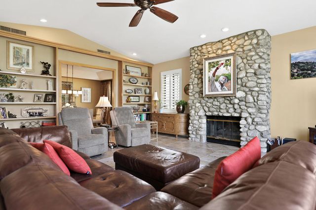 72550 Greenbriar Lane, Palm Desert, CA 92260