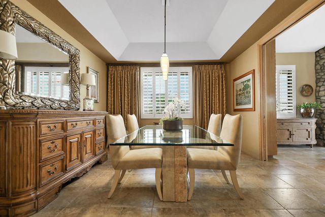 72550 Greenbriar Lane, Palm Desert, CA 92260