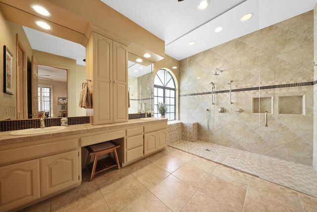 72550 Greenbriar Lane, Palm Desert, CA 92260