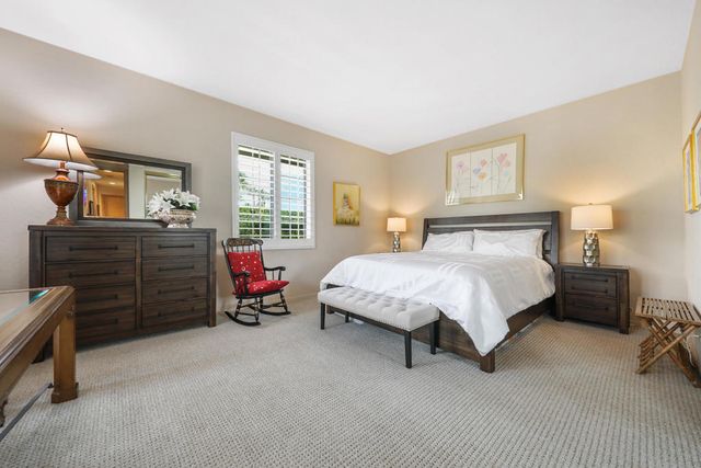 72550 Greenbriar Lane, Palm Desert, CA 92260