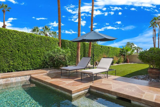 72550 Greenbriar Lane, Palm Desert, CA 92260