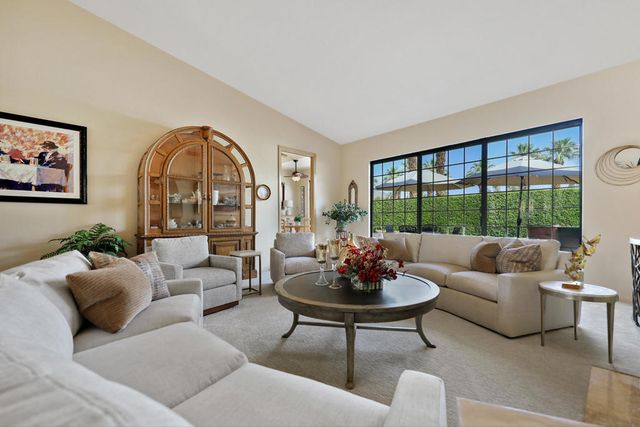 72550 Greenbriar Lane, Palm Desert, CA 92260