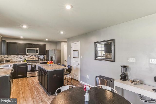 109 CARISSA LN, Sicklerville, NJ 08081