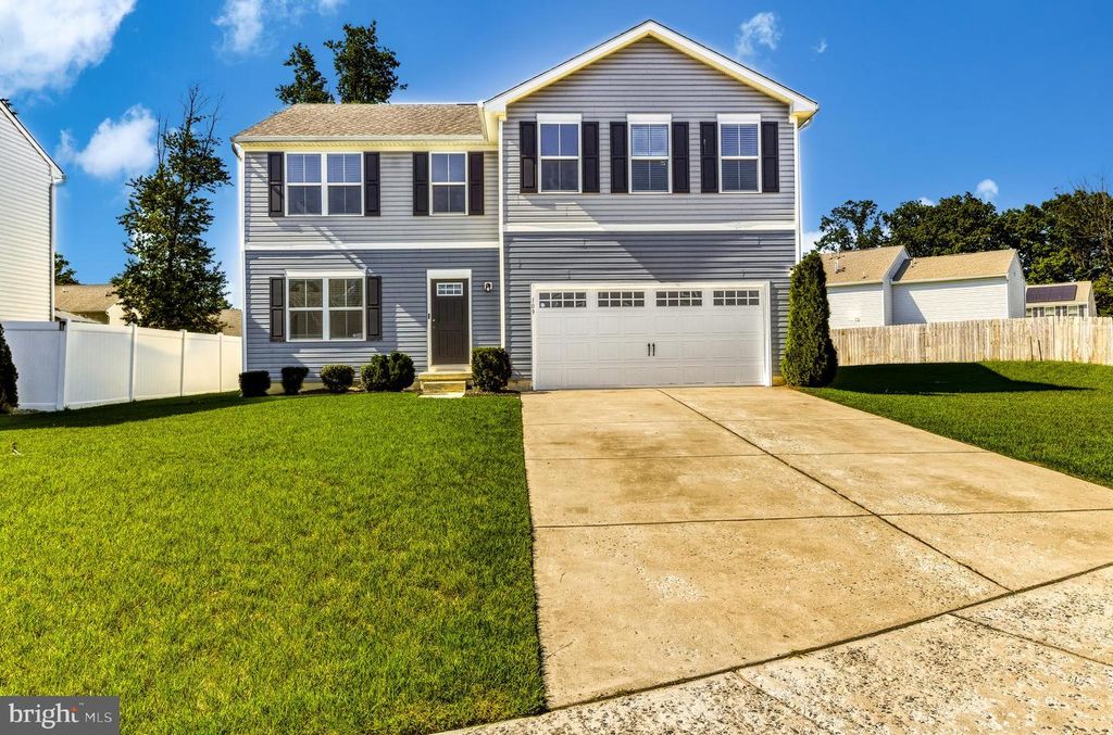 109 CARISSA LN, Sicklerville, NJ 08081