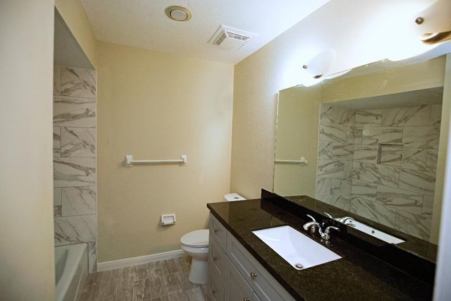 1370 Country Place Drive, Houston, TX 77079