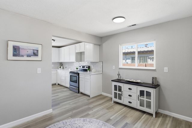 1608 Towner Avenue NW, Albuquerque, NM 87104