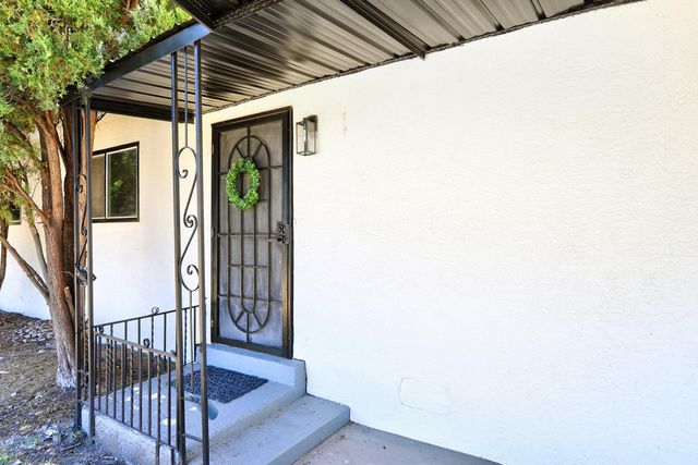 1608 Towner Avenue NW, Albuquerque, NM 87104