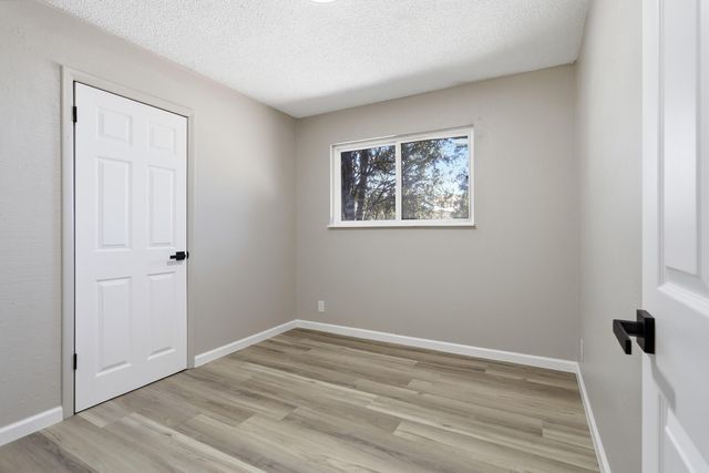 1608 Towner Avenue NW, Albuquerque, NM 87104