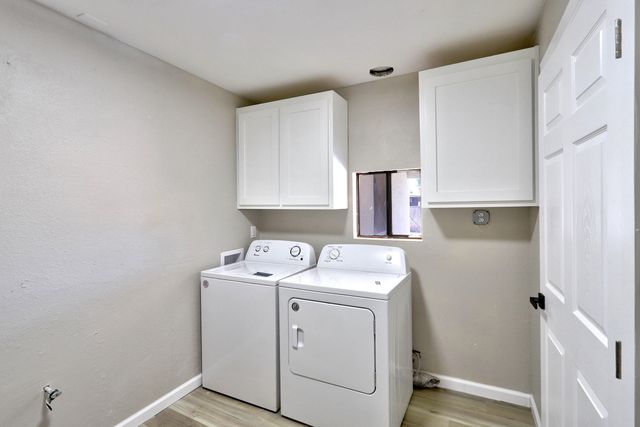 1608 Towner Avenue NW, Albuquerque, NM 87104