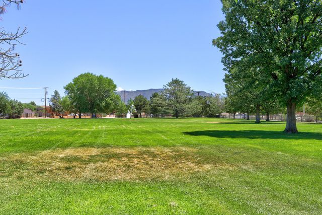 1608 Towner Avenue NW, Albuquerque, NM 87104