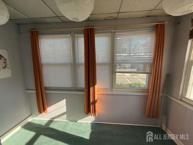231 Myrtle Avenue, Irvington, NJ 07111